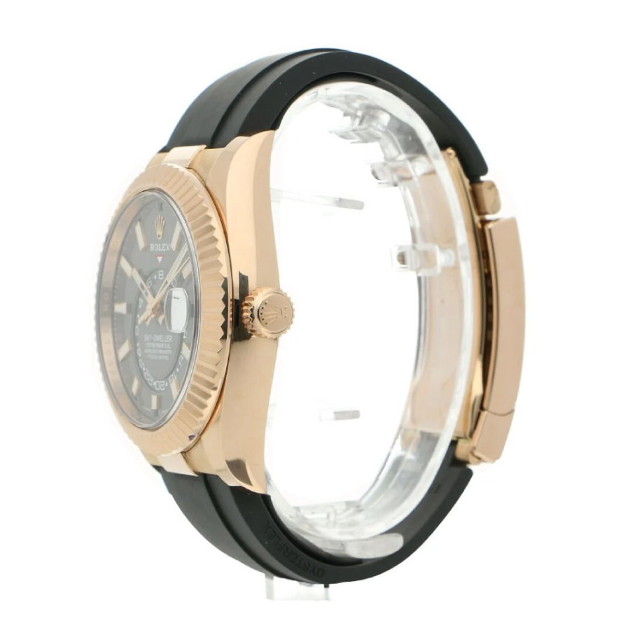 Rolex Sky-Dweller Gold Replica - Image 3